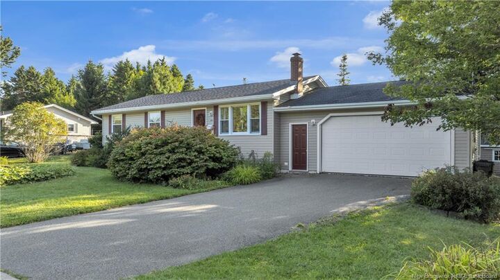 Property Photo:  337 Lakeview Drive  NB E2J 3M9
