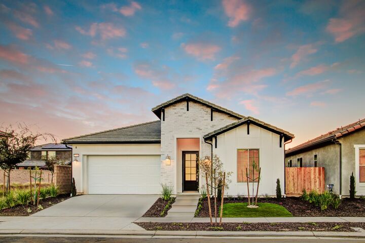 6351 E Millie Drive  Fresno CA 93727 photo