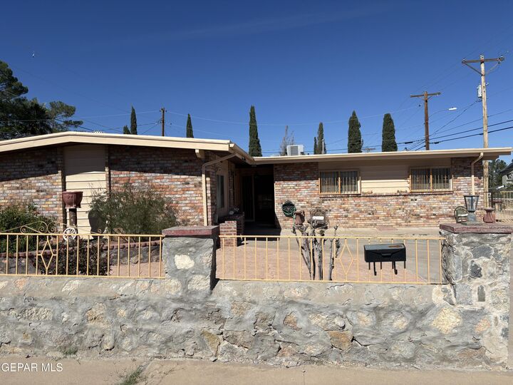 Property Photo: 3821 Quill Court TX 79904