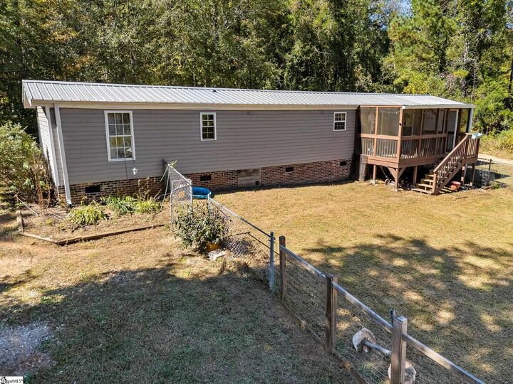 Property Photo: 393 Country Estates Road SC 29644