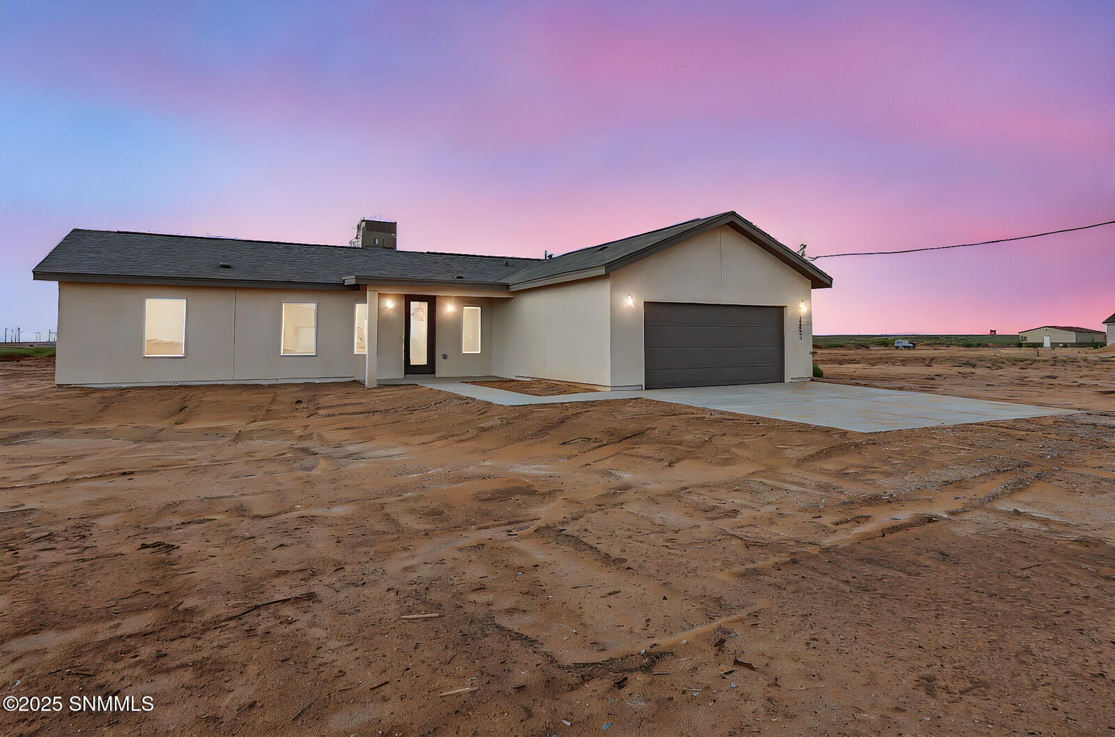 Property Photo:  1409 Thar Desert Drive  NM 88081 