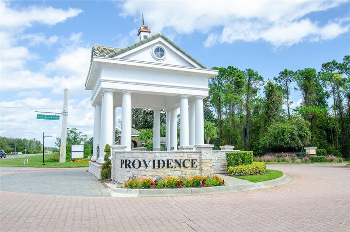 Property Photo:  3075 Camden Way  FL 33837 