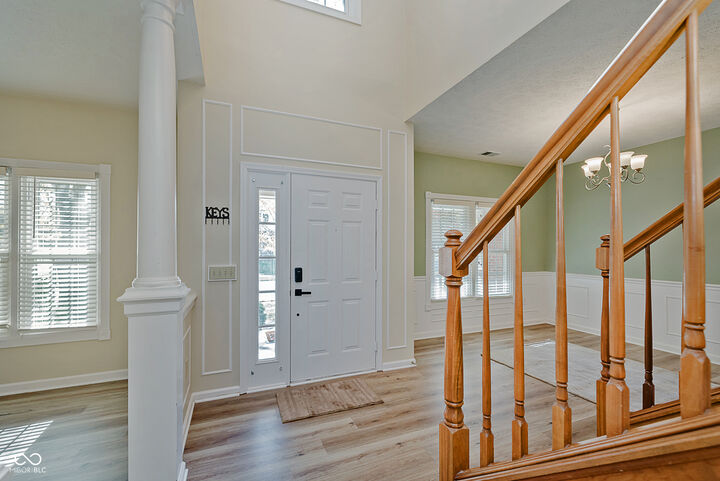 Property Photo: 3800 Richmond Court IN 46032
