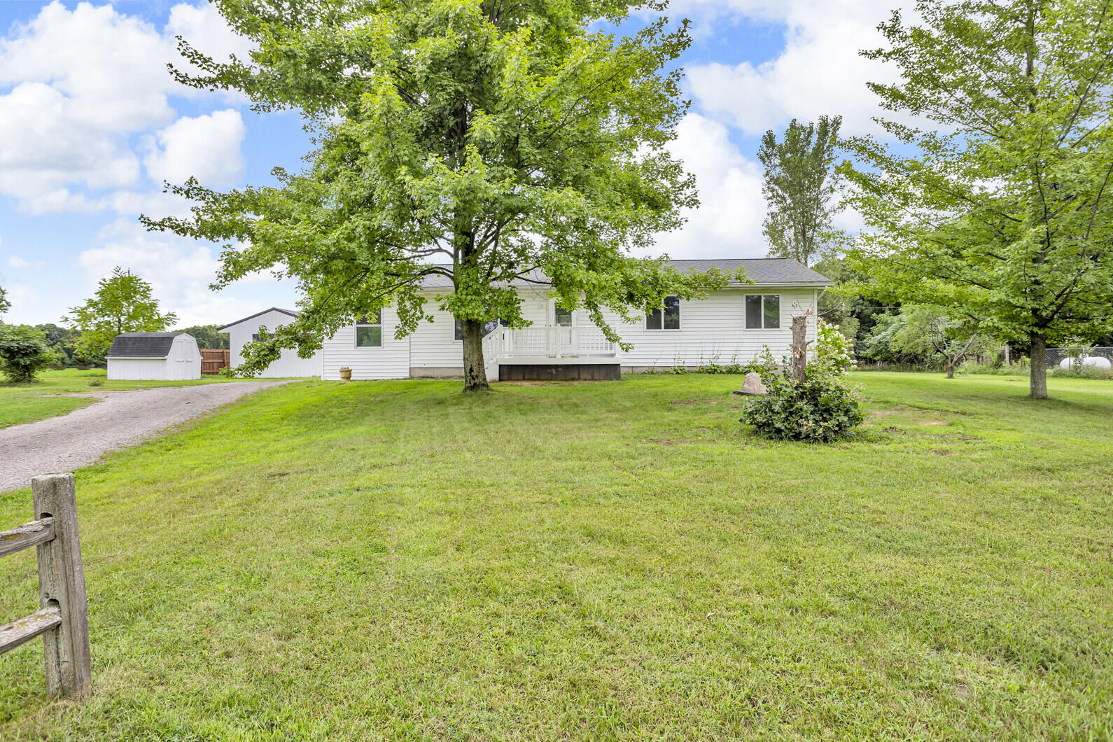 Property Photo: 240 Catholic Church Road MI 49251