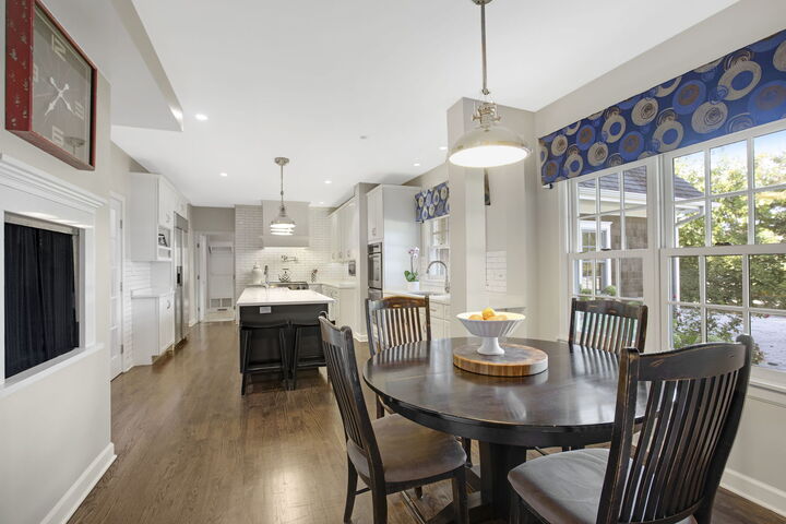 Property Photo: 1439 Pleasant Lane IL 60025