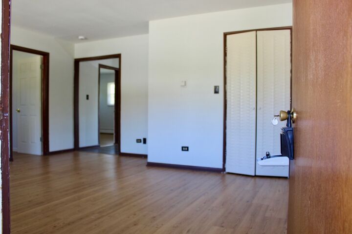 Property Photo: 321 South Avenue C IL 60140