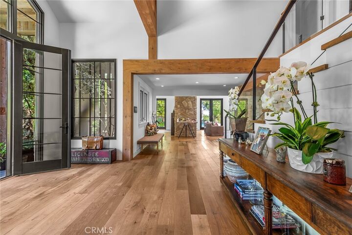 Property Photo:  5207 Saddle Creek Road  CA 91302 