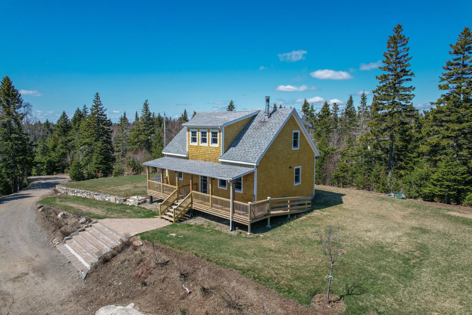 Property Photo:  52 Kent Road  ME 04606 