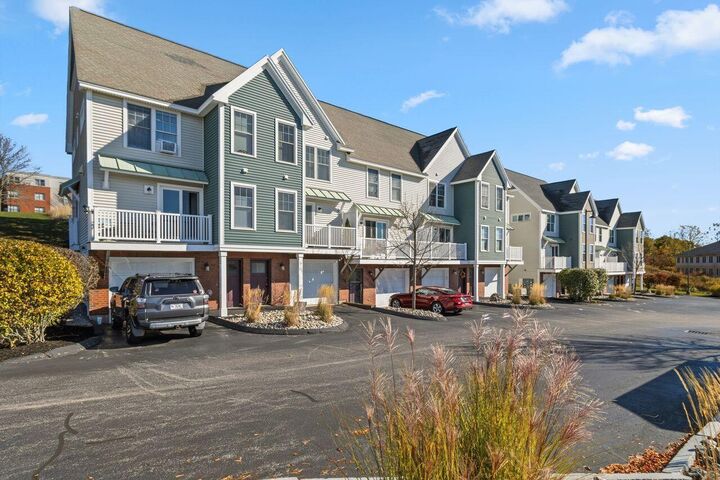 Property Photo:  4 Heron Cove Drive 2  ME 04106