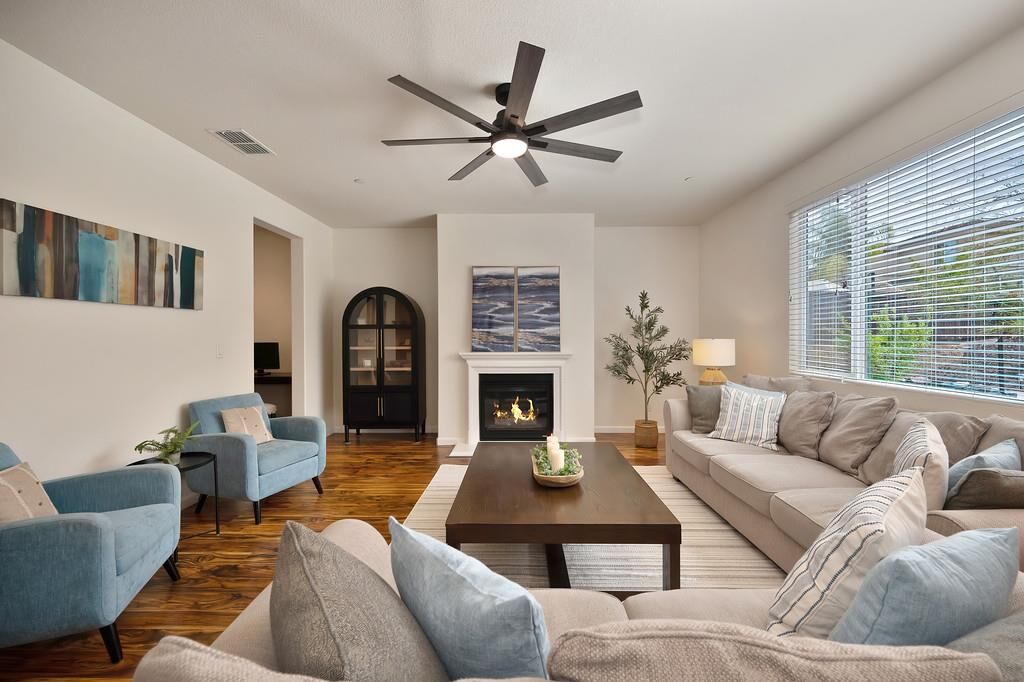 Property Photo:  2516 Gladwin Way  CA 95762