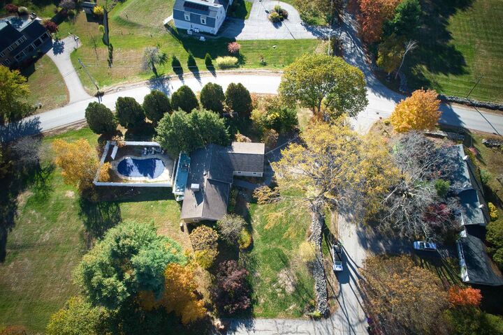 Property Photo:  2 Hop Kiln Road  NH 03304 