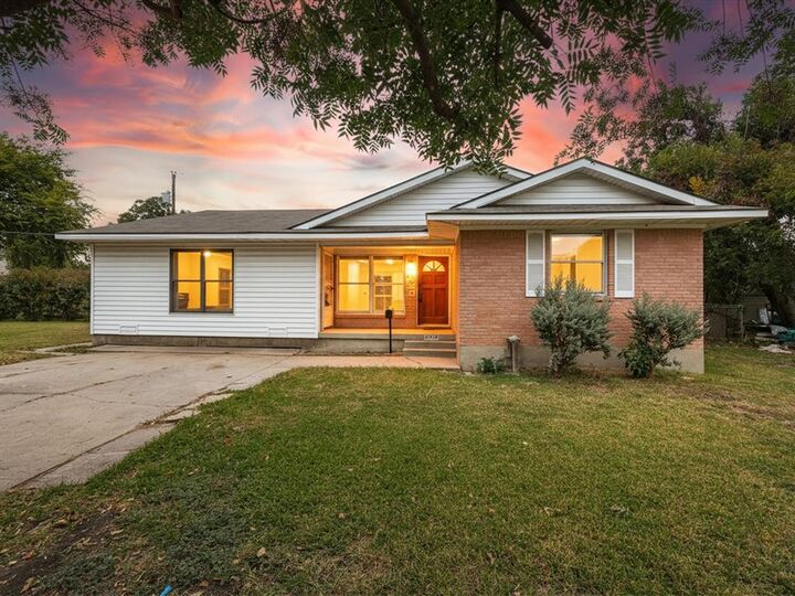 Photo de la propriété: 1220 Colfax Circle TX 75080