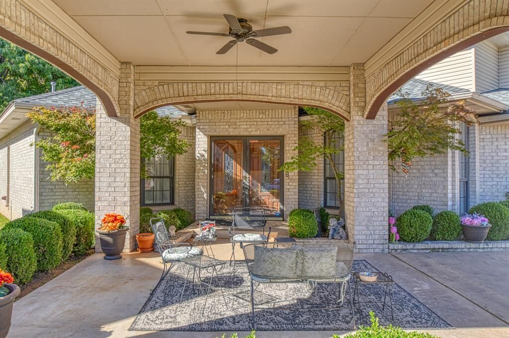 Property Photo:  3617 Hampton Court  OK 73072 