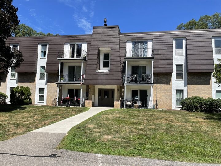 4 Kennedy Lane 49  Milford MA 01757 photo