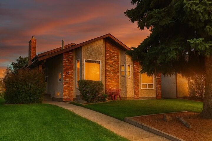 55 McLevin Crescent  Red Deer AB T4R 1S8 photo