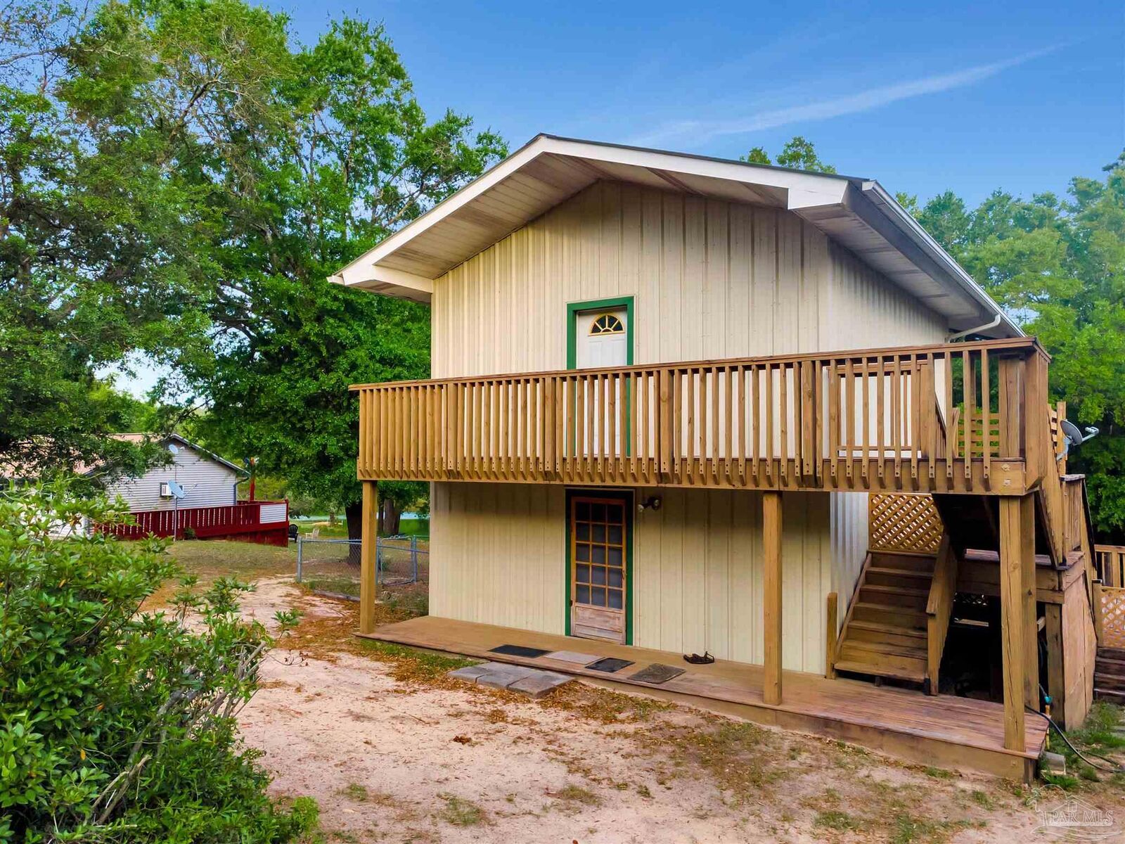 Property Photo: 11133 N Lakeview Dr FL 32583