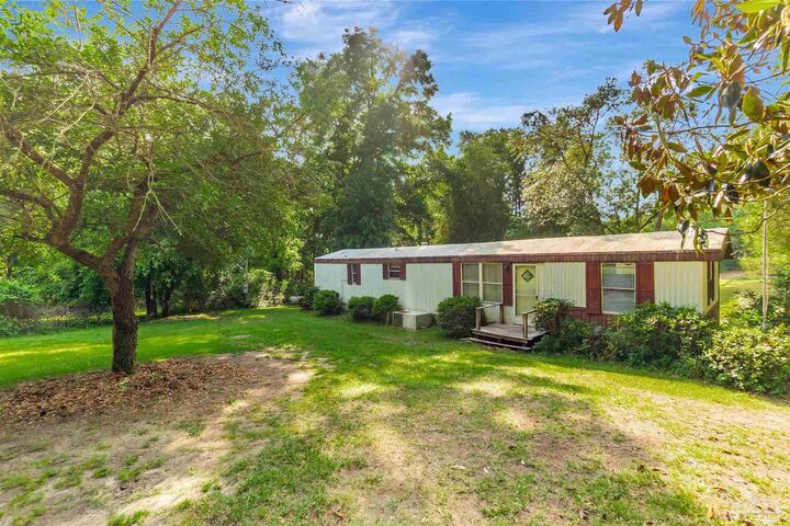 11210 S Lakeview Dr  Milton FL 32583 photo