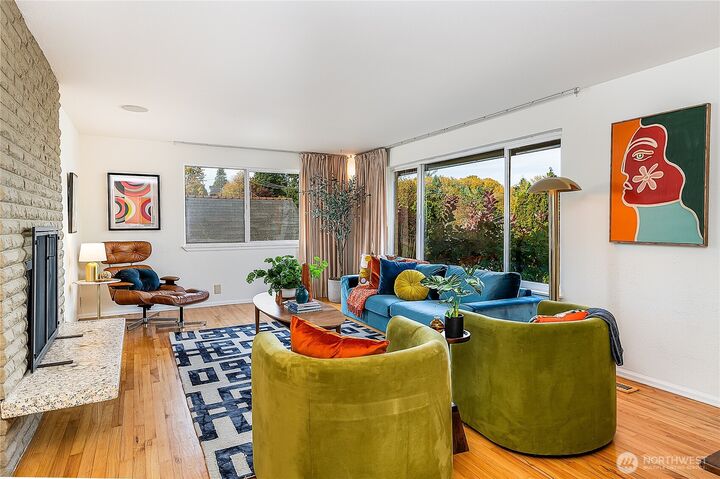 Property Photo: 3943 S Lucile Street WA 98118