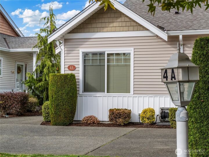 Property Photo: 1301 67th Street SE 4A WA 98092