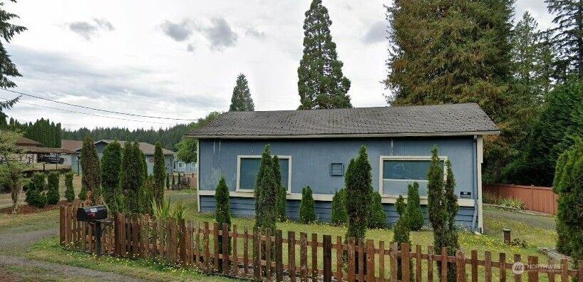 Property Photo:  1941 E Mason Lake Drive  WA 98546
