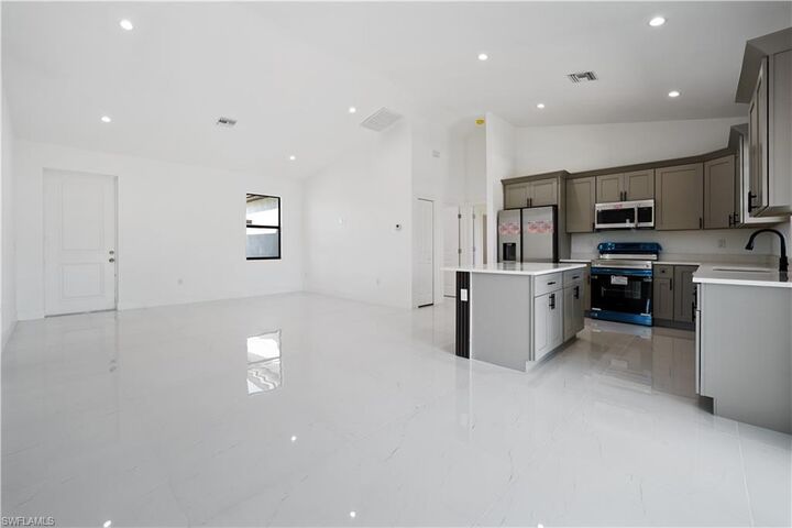 Property Photo: 1213 NW 22nd Place FL 33993