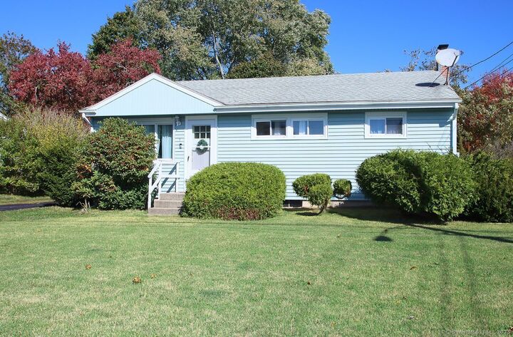 Property Photo: 7 Robin Street CT 06385