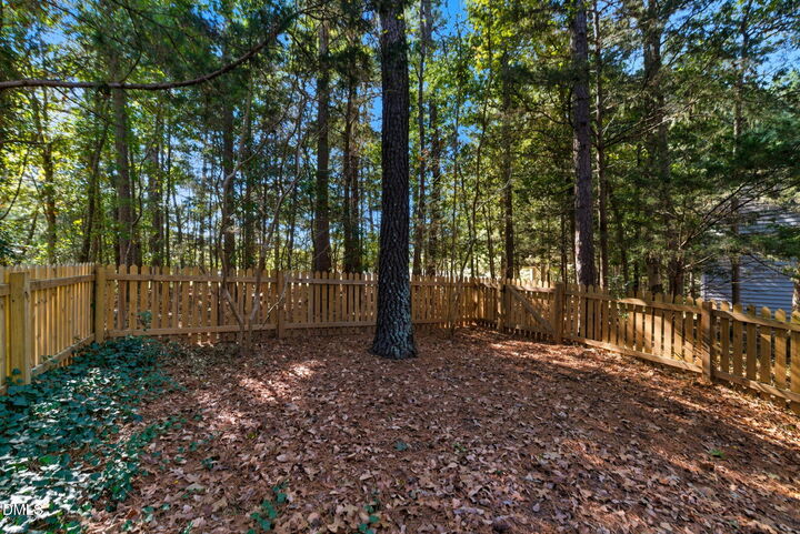 Property Photo:  14 Lark Circle  NC 27517