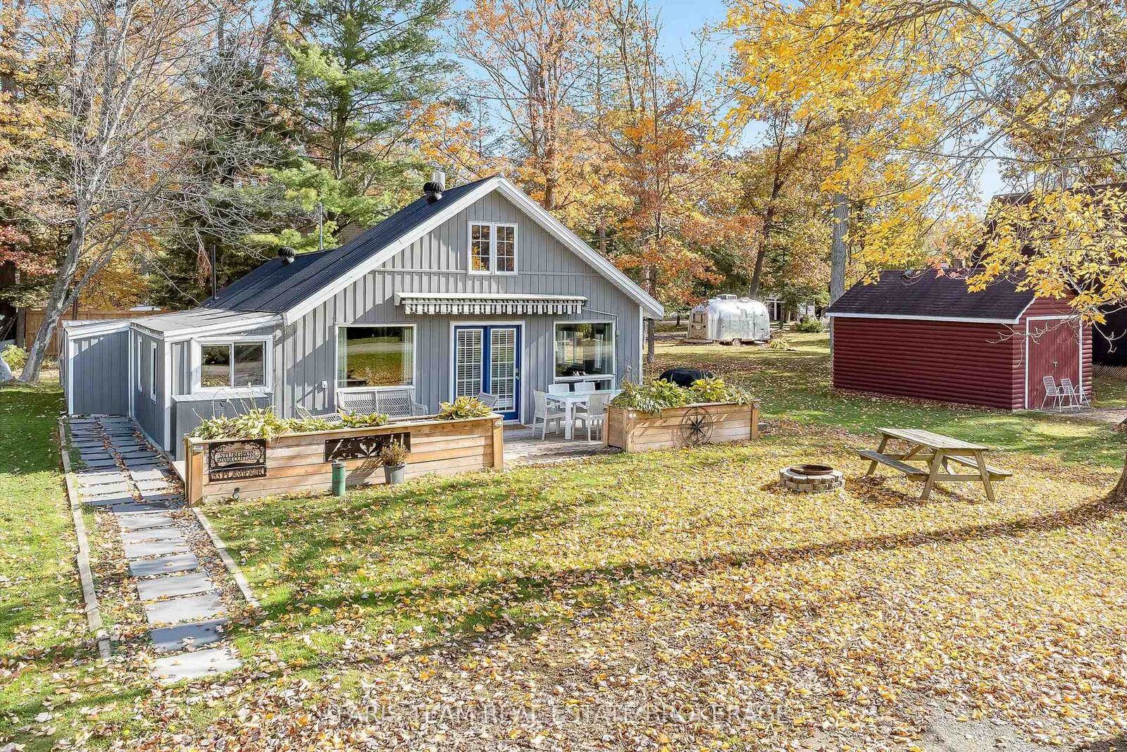 Property Photo:  53 Playfair Drive  ON L0K 2C0