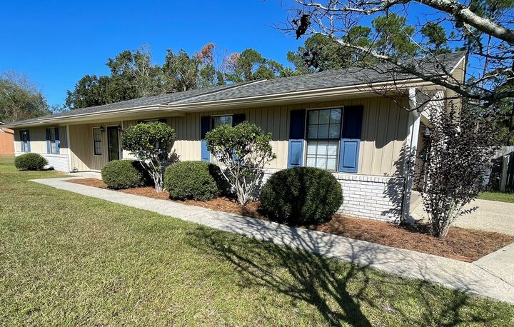 Property Photo:  3713 Robin Ln.  GA 31605