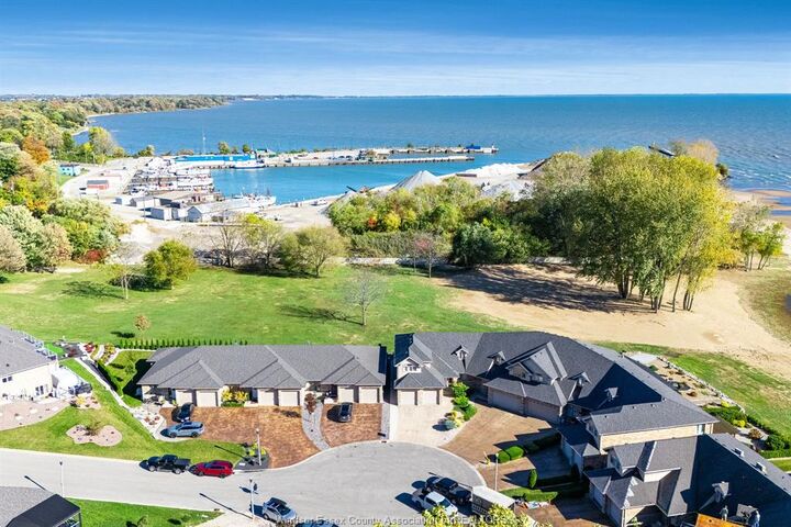 Property Photo: 7 Mettawas Lane ON N9Y 0A2