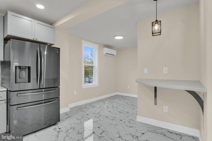 Property Photo: 132 E Arch Street PA 17023