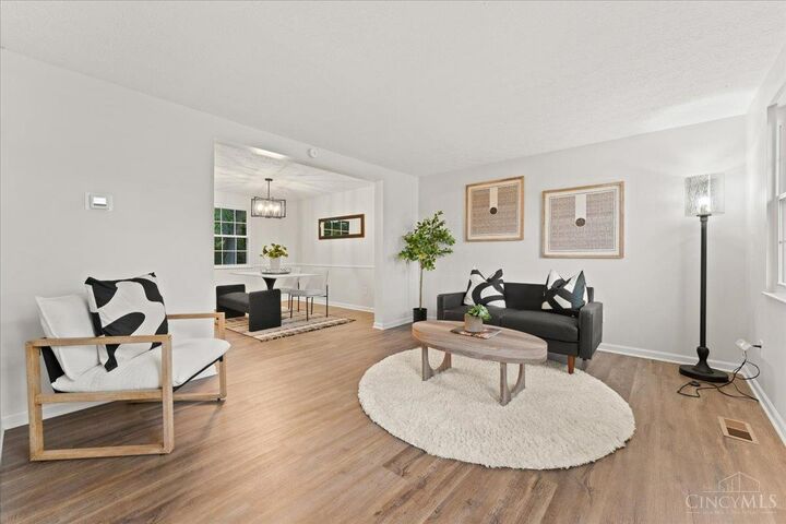 Property Photo: 9977 Loralinda Drive OH 45251