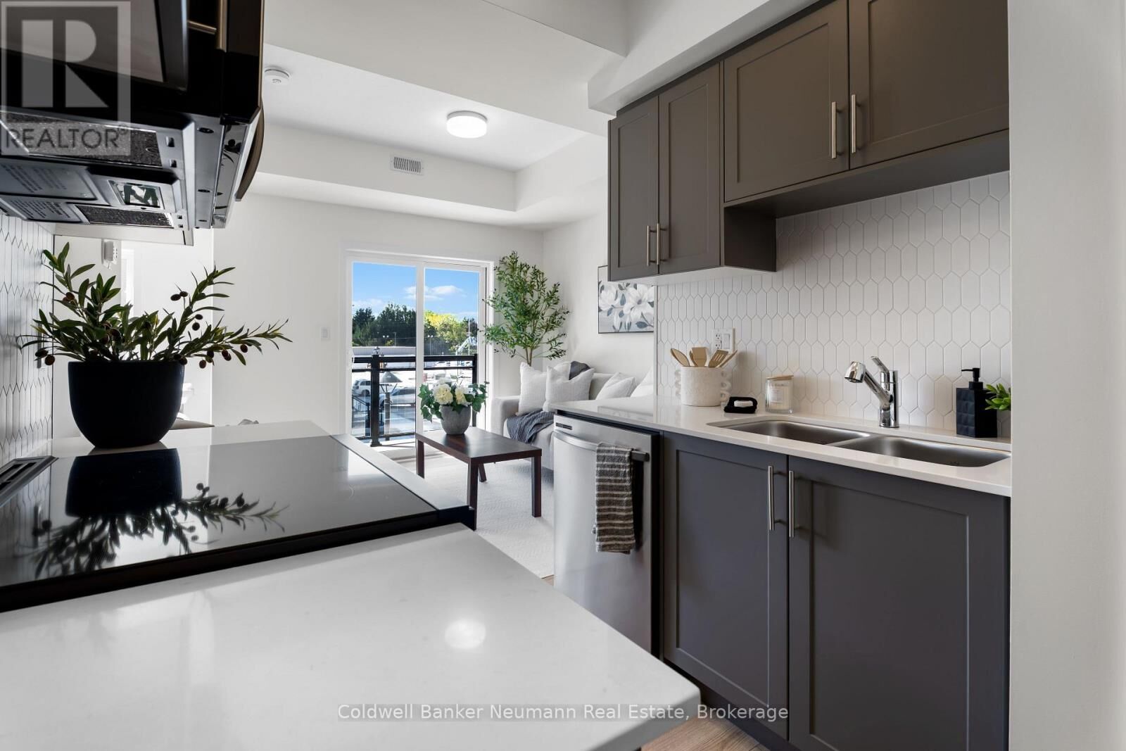 Property Photo: 940 St. David Street North 43 ON N1M 0L7