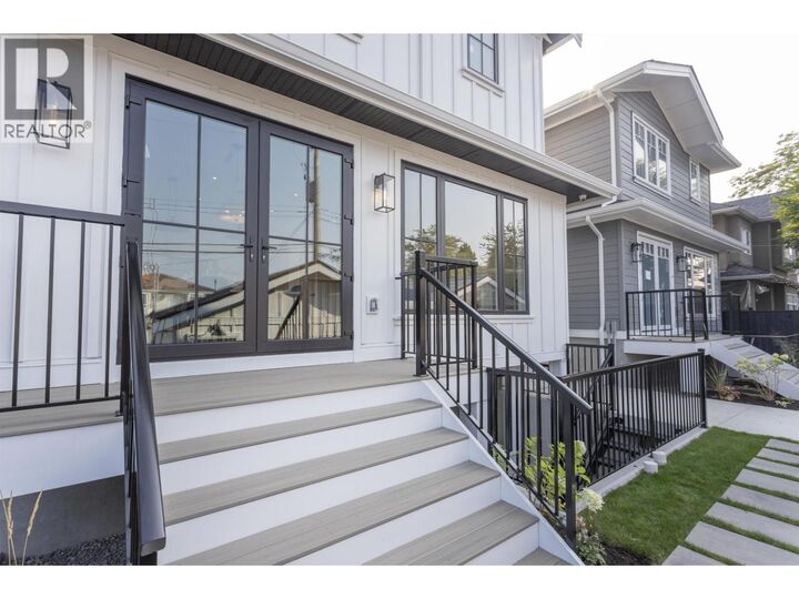 Photo de la propriété:  4315 Albert Street 2  BC V5C 2E9