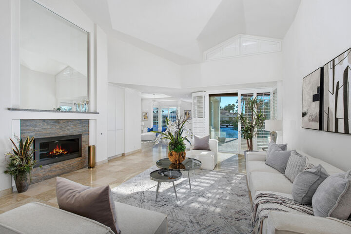 Property Photo:  47380 Via Cordova  CA 92253 