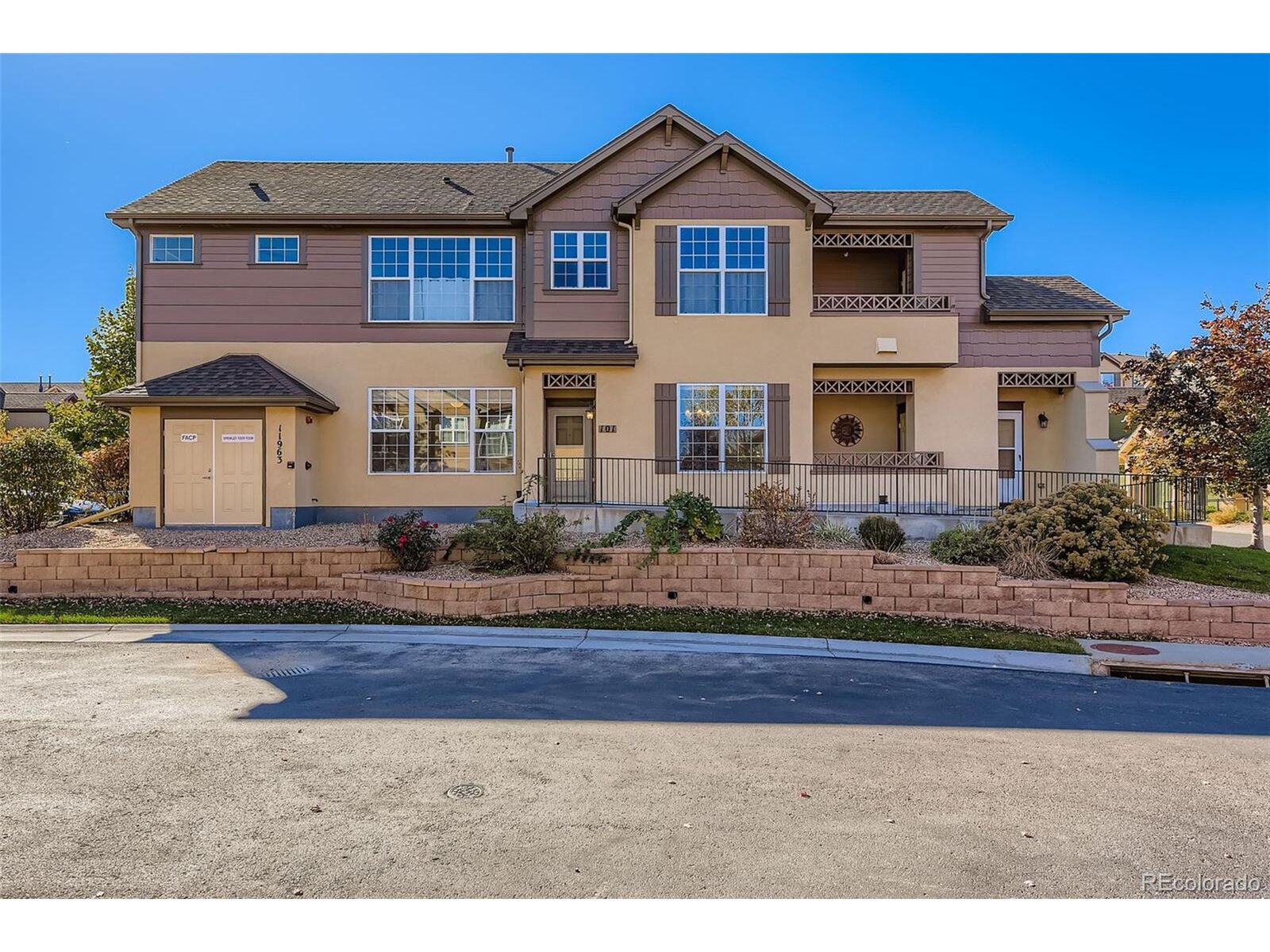 Property Photo:  11963 W Long Cir 101  CO 80127 