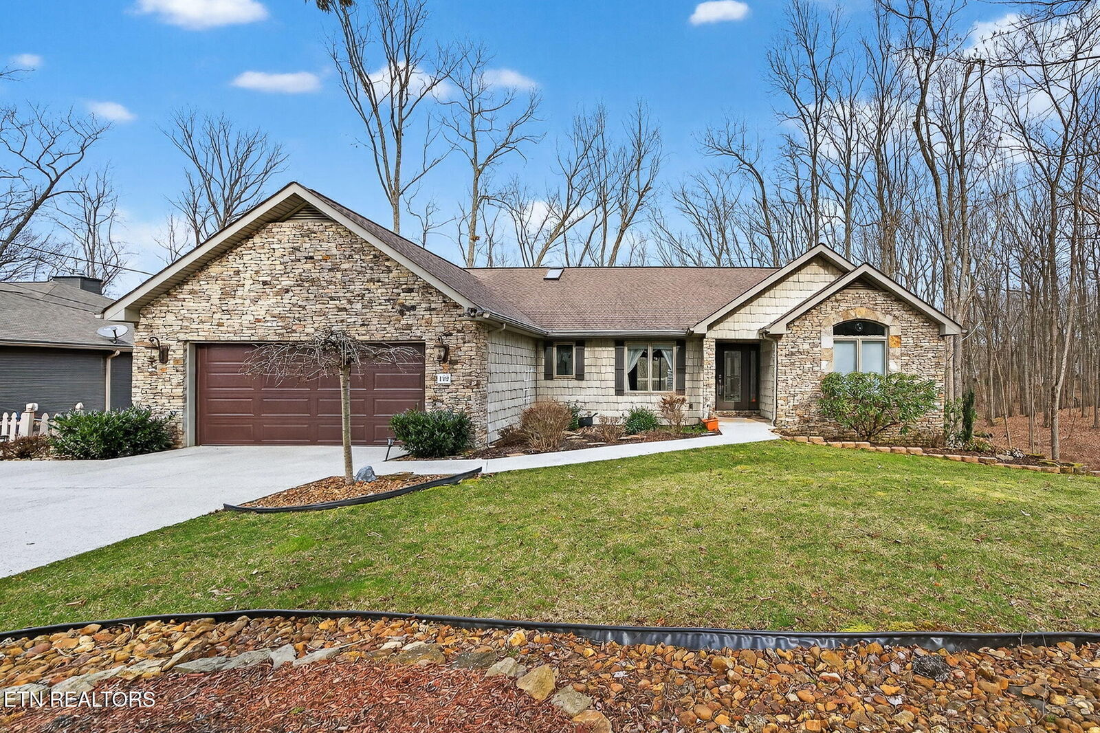 Property Photo:  122 Pineridge Loop  TN 38558 