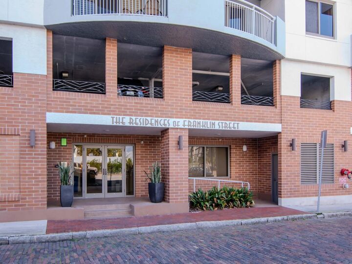 Property Photo: 1108 N Franklin Street 605 FL 33602