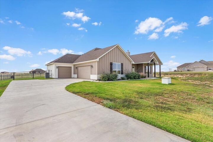 Photo de la propriété:  4020 Windy Point Ranch Road  TX 76035 