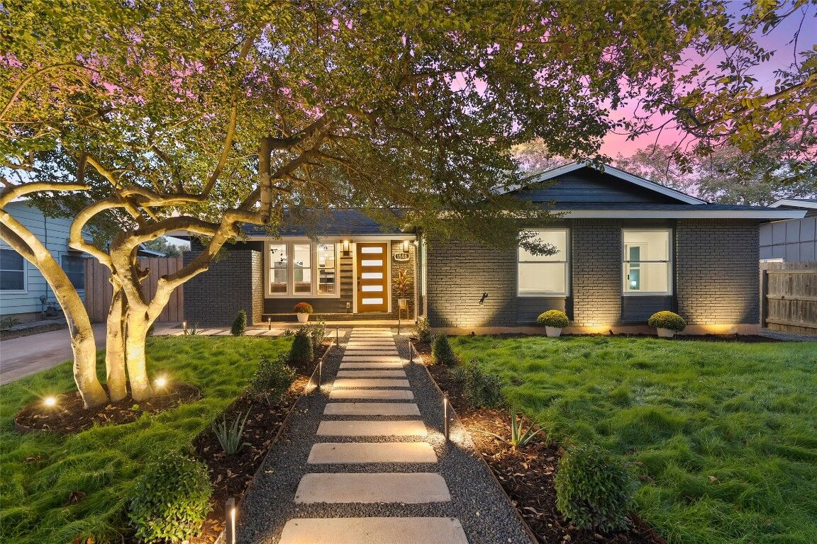 Property Photo: 1508 Suffolk Drive TX 78723
