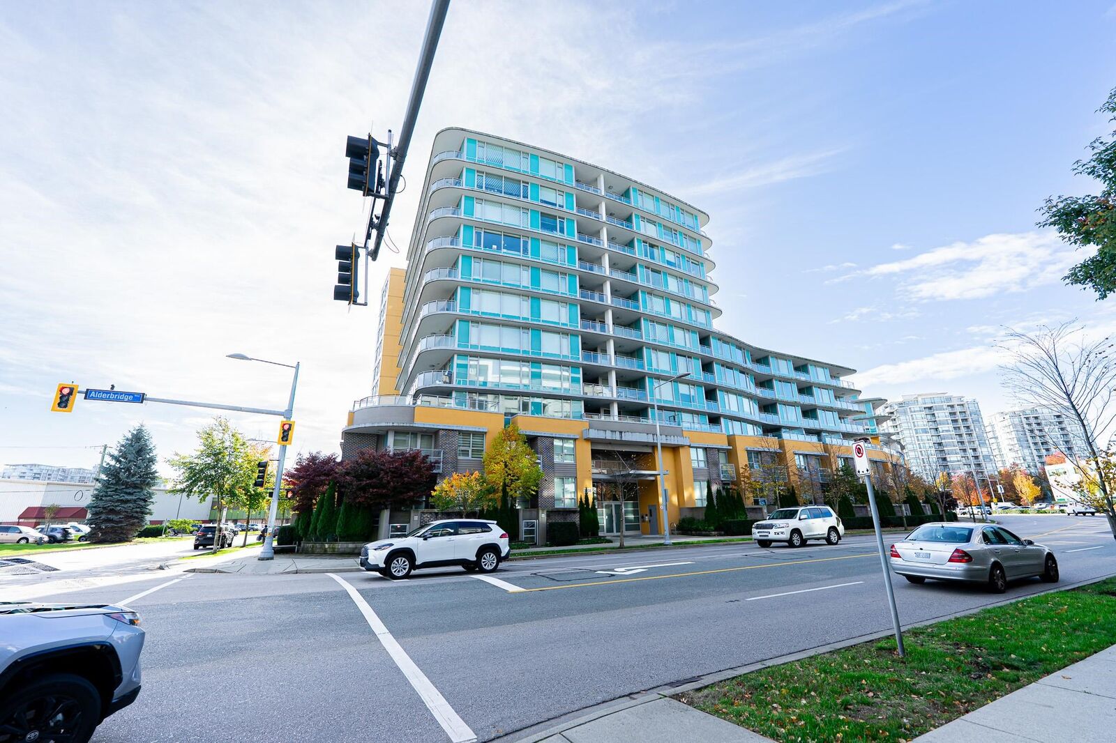 Property Photo: 7708 Alderbridge Way 312 BC V6X 0P9