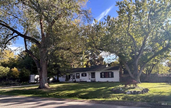 Property Photo:  1711 Malad Street  ID 83705