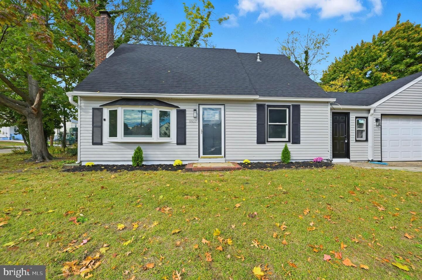 Property Photo:  5507 Wayne Avenue  NJ 08110 