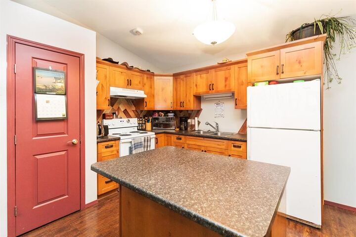 Property Photo:  122 Froese Road  MB R0A 0R0 