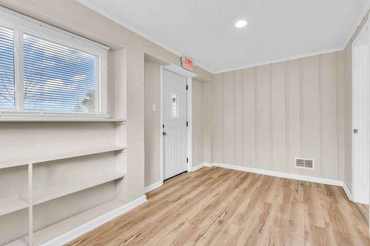 Property Photo:  3841 S Section Line Road  OH 43015