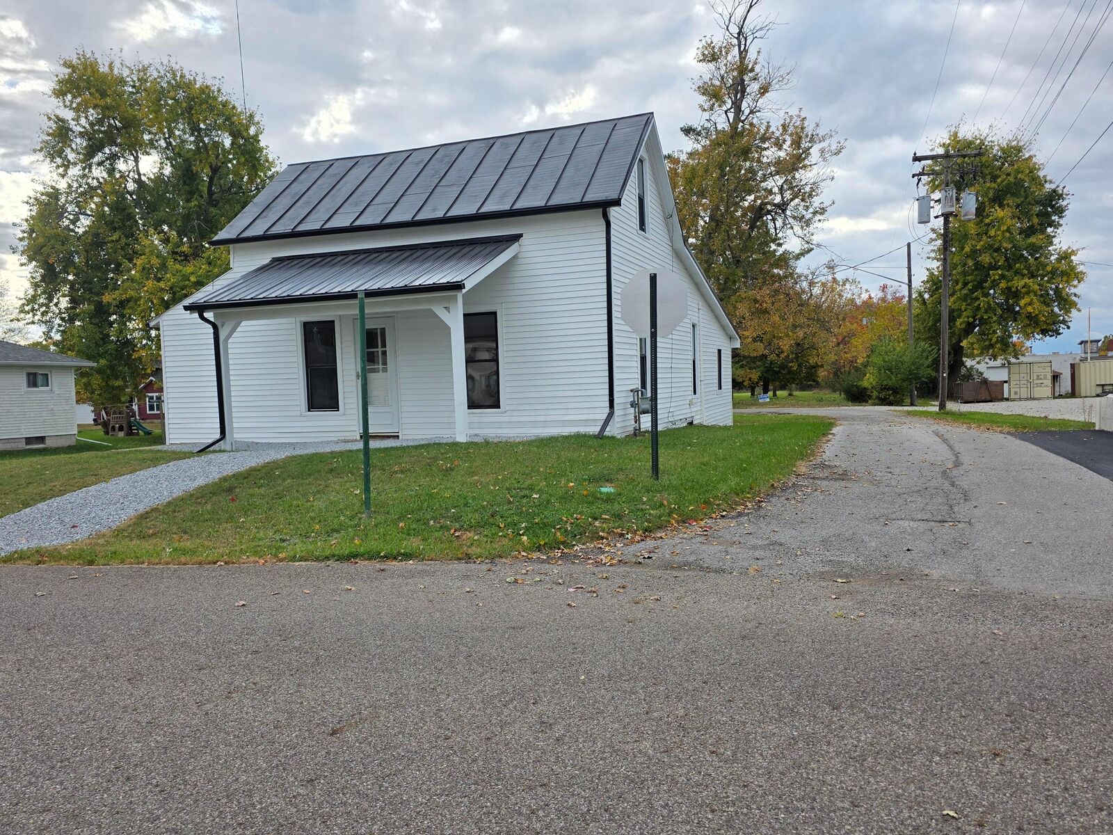 Property Photo:  357 N Delaware Street  OH 43338