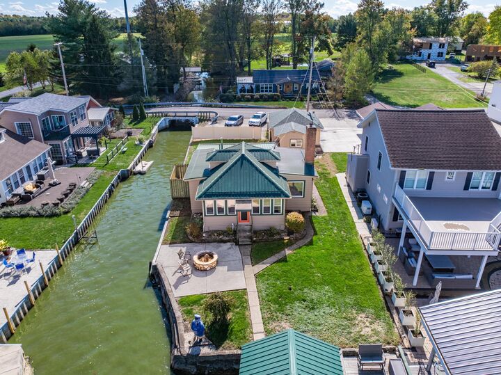 Property Photo:  3424 S Bank NE Road  OH 43046