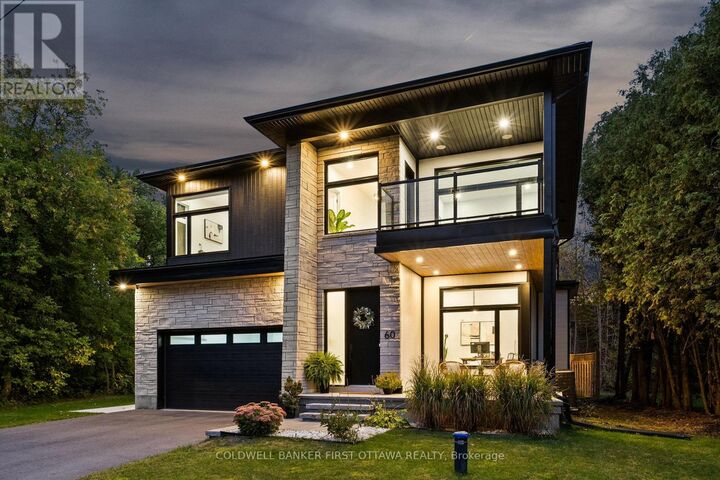 60 Holborn Avenue  Ottawa ON K2C 3H1 photo
