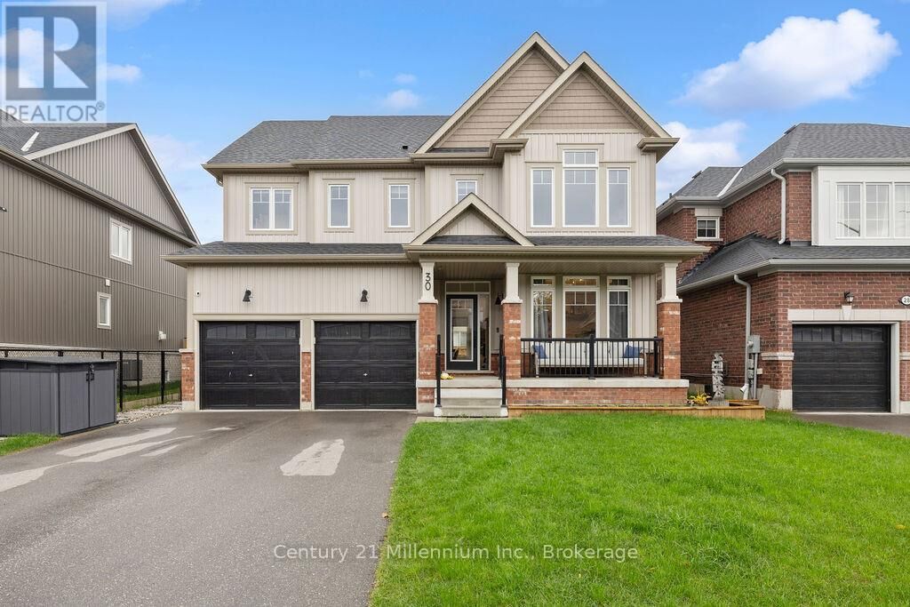 Photo de la propriété: 30 McLean Avenue ON L9Y 3V2