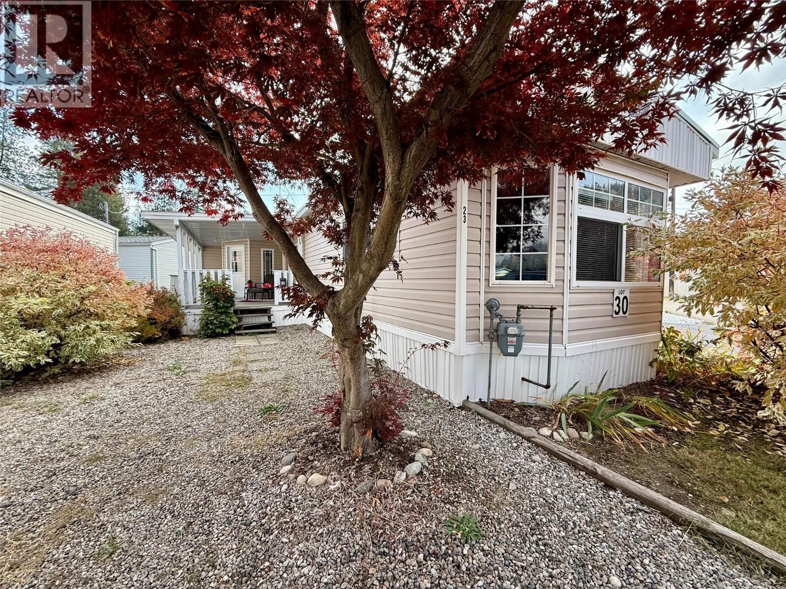 Photo de la propriété:  1545 Columbia Avenue 23  BC V1N 1J1 